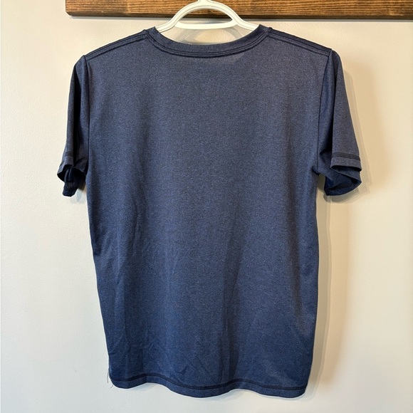 Women’s Adidas Logo T-Shirt size Medium - Picture 3 of 4